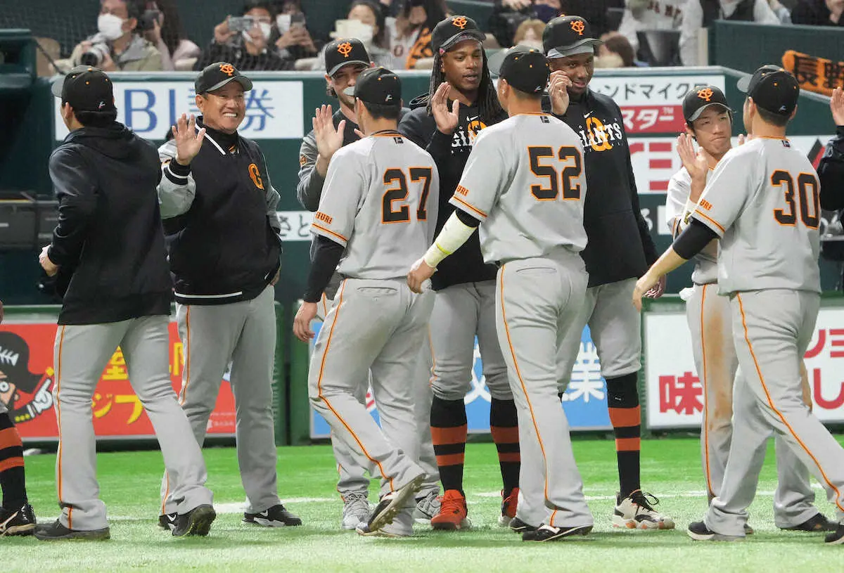 【画像・写真】巨人・原監督が“智弁学園アベック弾”に「監督さん、喜んでるよ」