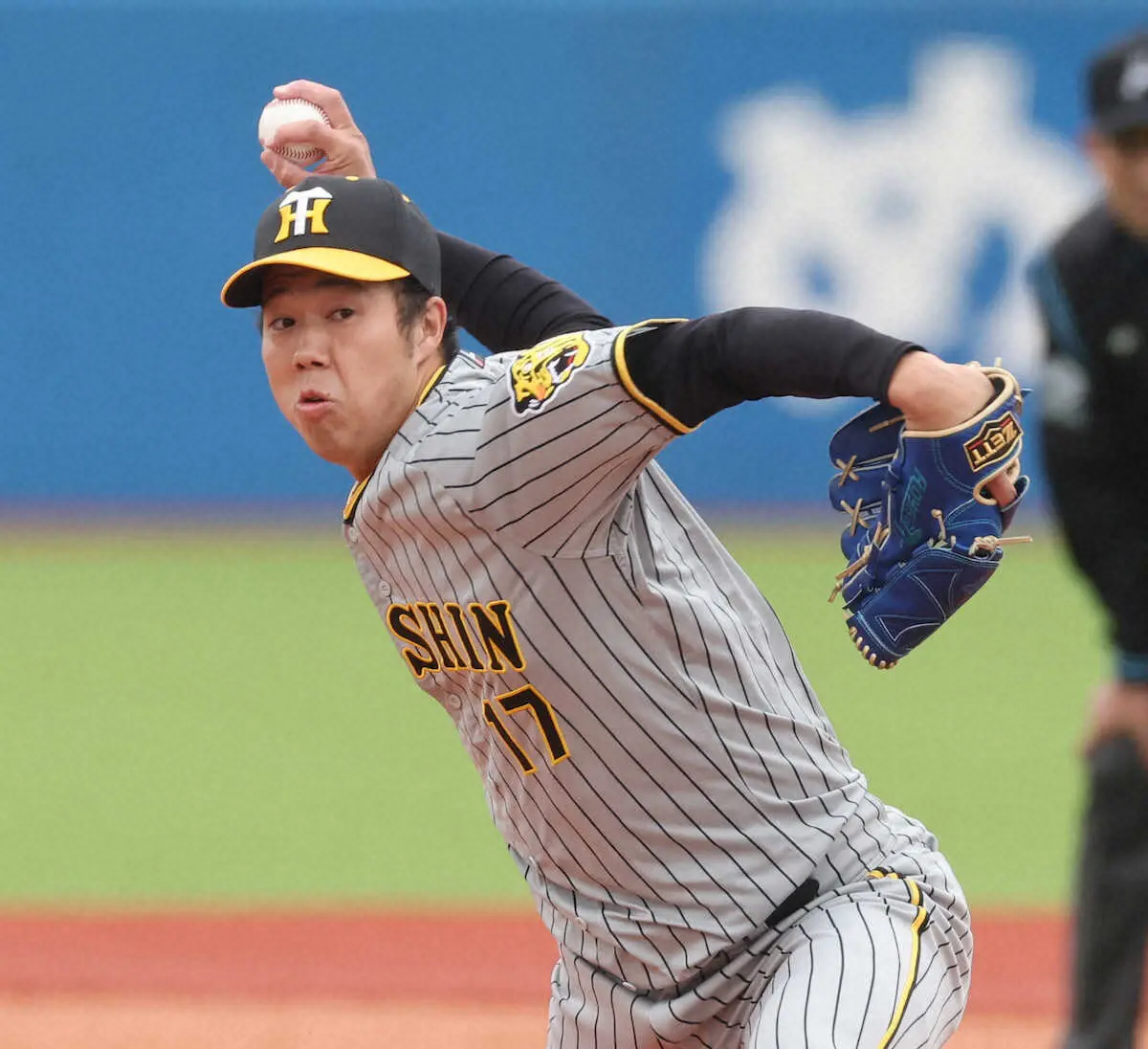 【画像・写真】阪神・岡田監督　青柳に初注文　5回零封も108球　「下位打線は2、3球でポーンと打たすとかでええ」