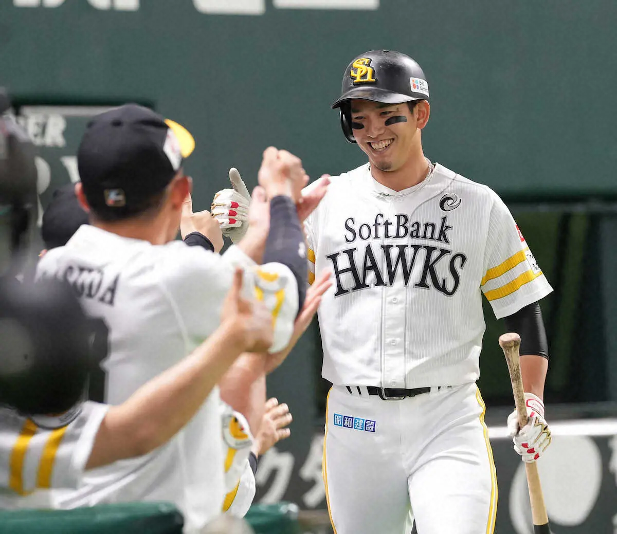 【画像・写真】ソフトバンク栗原がオープン戦4号　「しっかりと自分のスイングができた」