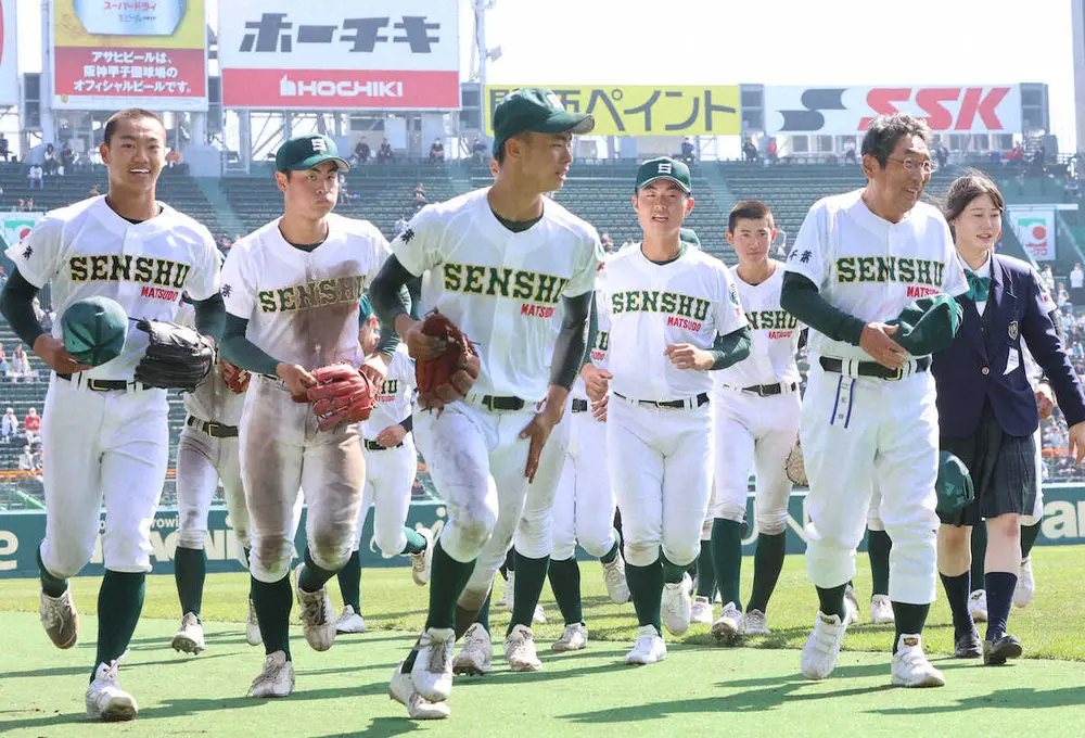 【画像・写真】【センバツ】センバツ初勝利の専大松戸・持丸監督　完封の平野は「冷静に抑えていたんで、これは凄い成長」