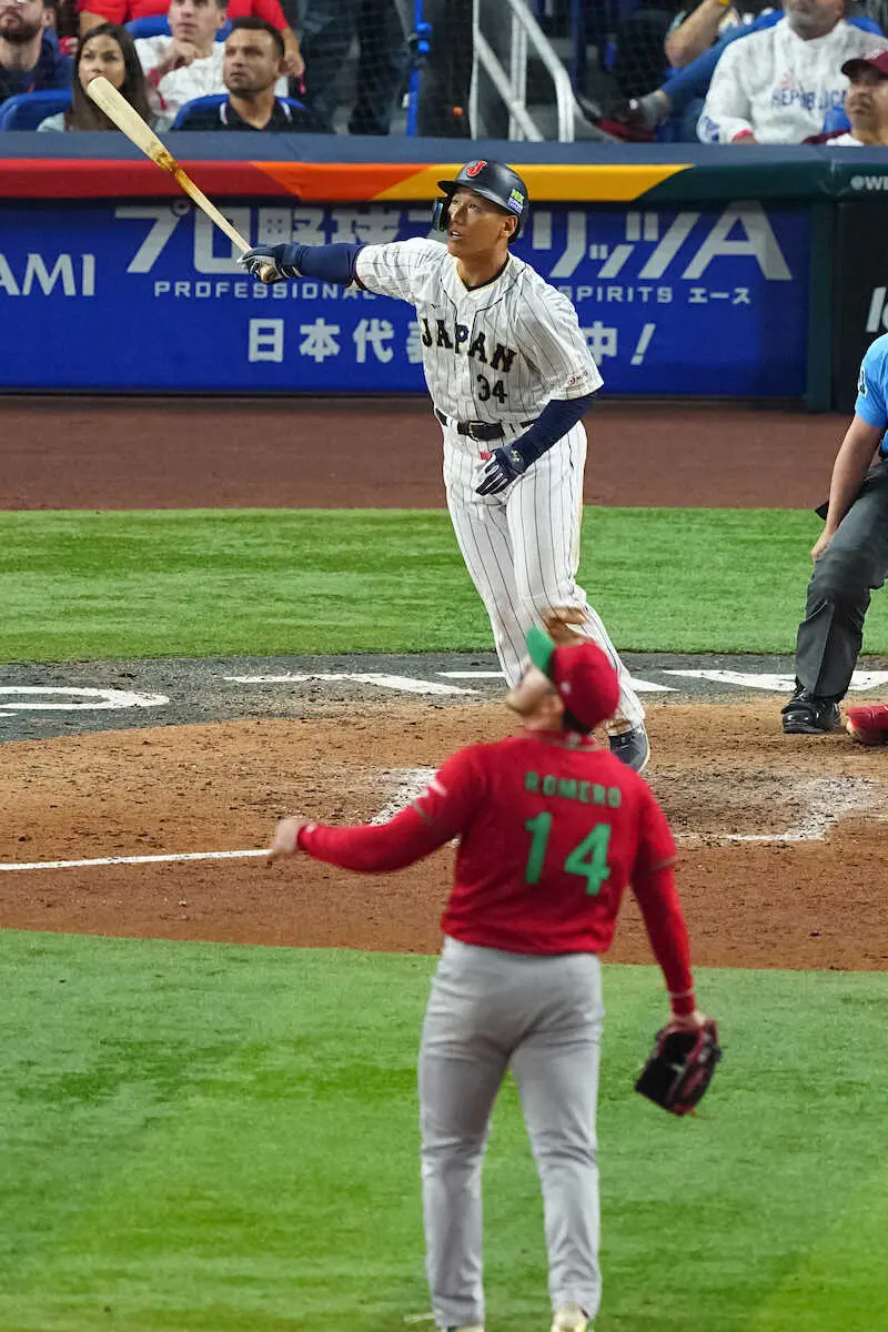 【画像・写真】侍・吉田正尚「いや～しびれました」　“居合抜き打法”起死回生同点3ランで大会新13打点