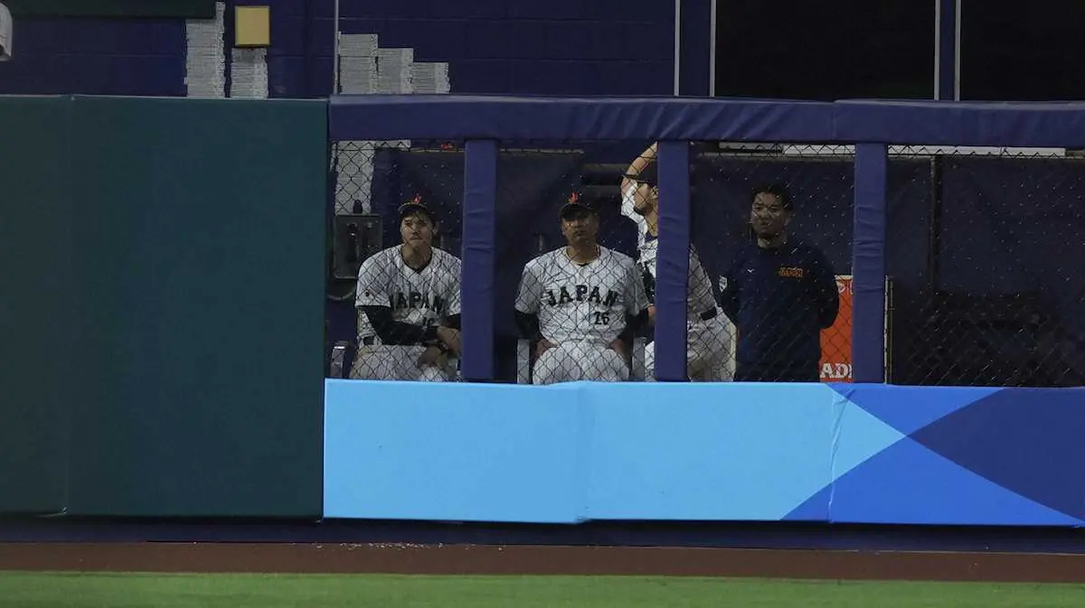 【画像・写真】ダルビッシュ、ブルペンへ　2度目のリリーフ登板あるか　SNS沸く「まさかダルビッシュ→大谷翔平か？」