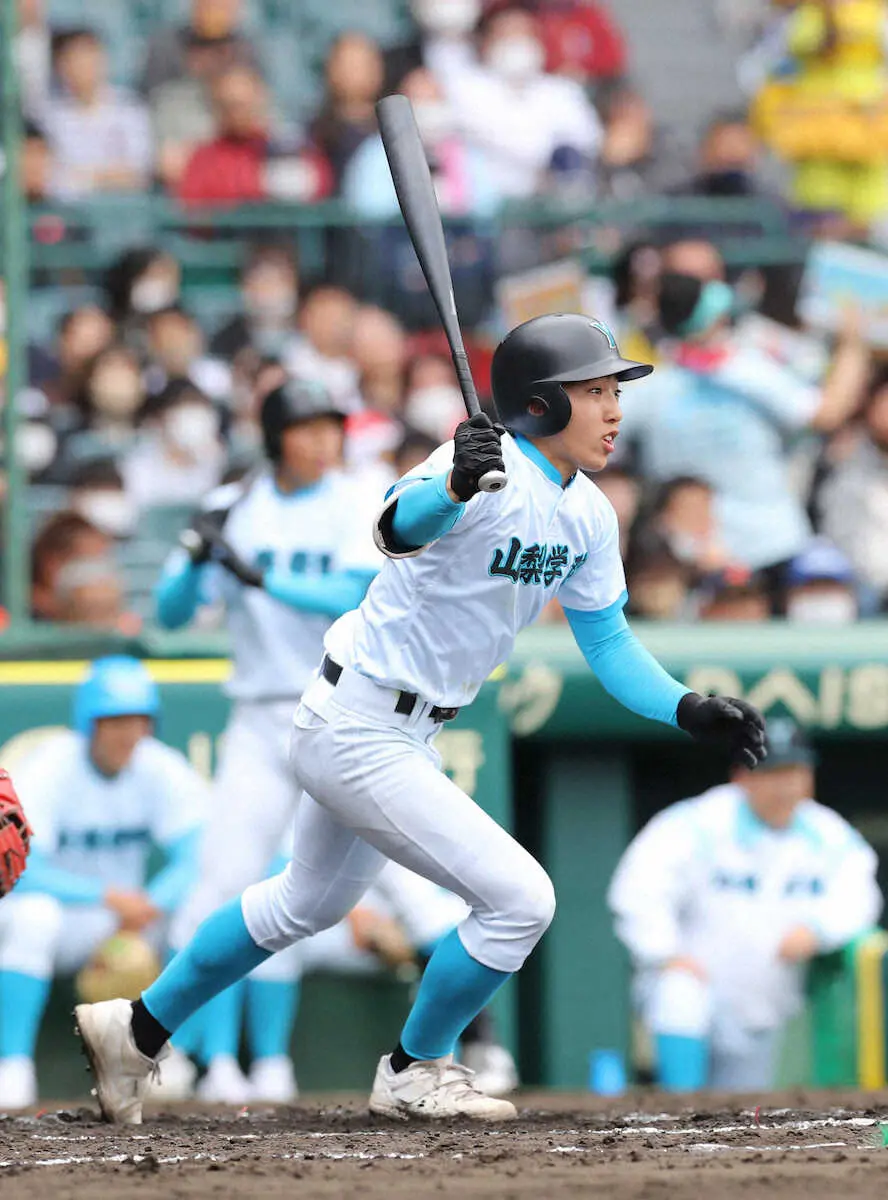 【画像・写真】【センバツ】山梨学院　春夏通じて初の甲子園2勝　エース林が2戦連続完投　序盤熱中症気味？不調乗り越え