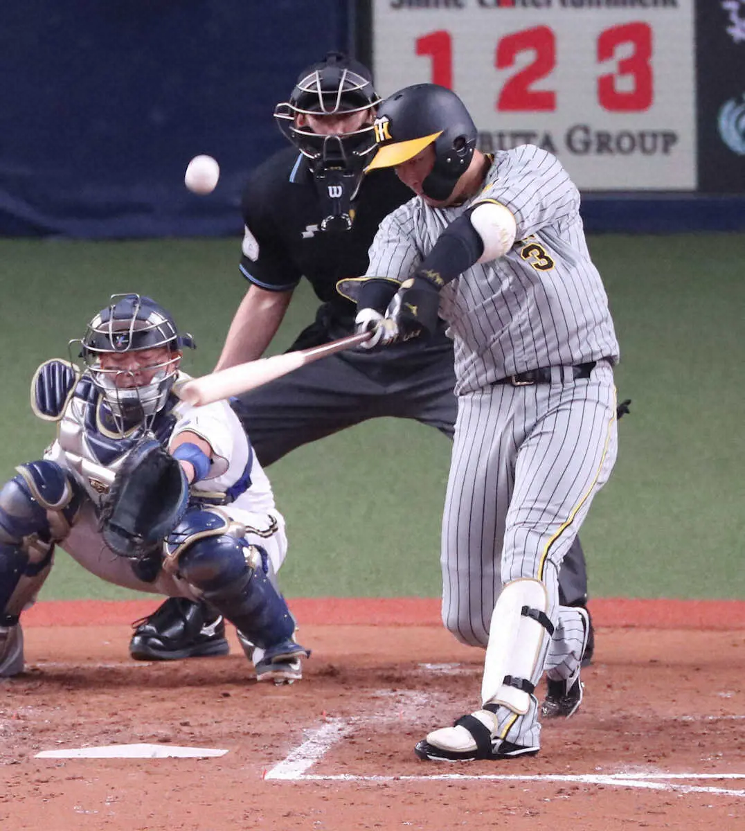 【画像・写真】阪神・大山が待望のオープン戦初本塁打！　オリックスの開幕投手候補・山下から豪快一撃