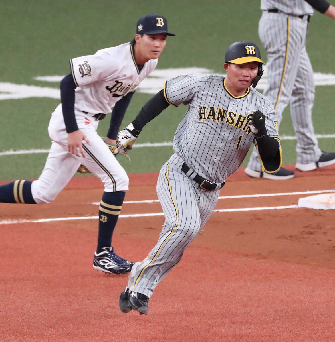 【画像・写真】阪神・森下　剛腕も変則も打ち砕き打率・364まで上昇！　岡田監督「いろんなタイプに対応できている」