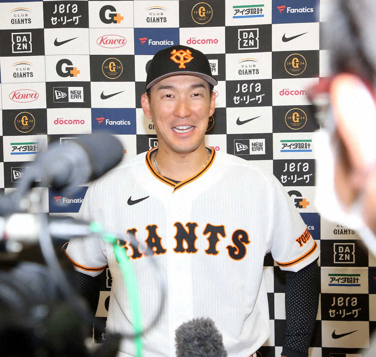 【画像・写真】巨人　梶谷を支配下登録　OP戦に代打出場2の0、左翼守備も