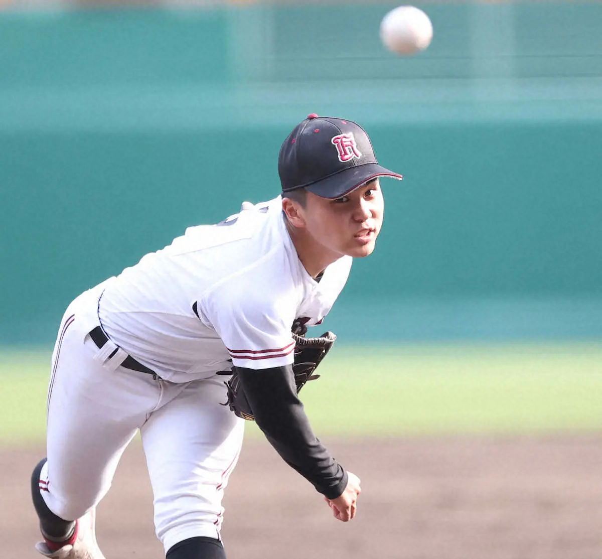 【画像・写真】広陵の2年生エース・高尾　“強心臓”のルーツは「家族」　155球完投で13年ぶり8強導いた