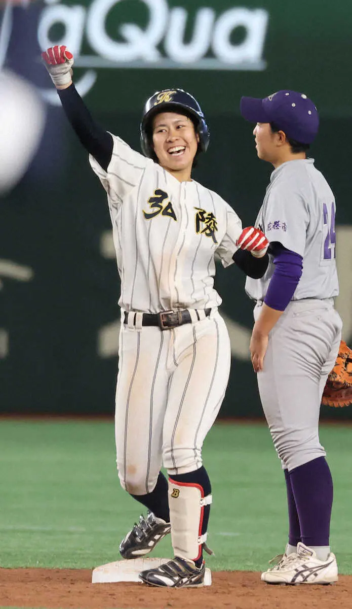 【画像・写真】神戸弘陵　継投完封リレーでV！花巻東下す　防御率0・00で春の頂点　全国高校女子選抜決勝