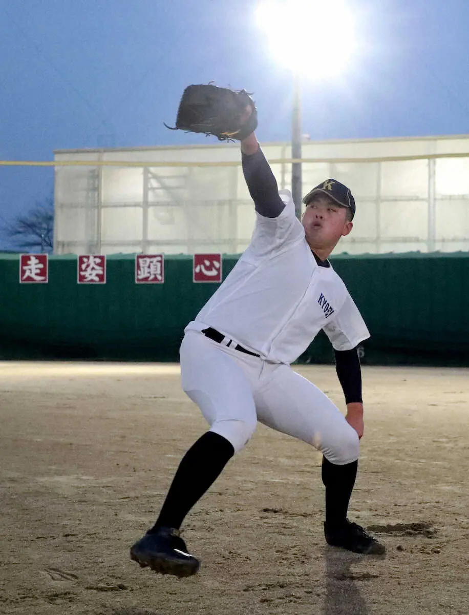 【画像・写真】【スポニチ潜入（1）享栄・東松快征投手】「野球人生の最終的な目標は日本人初のサイ・ヤング賞」