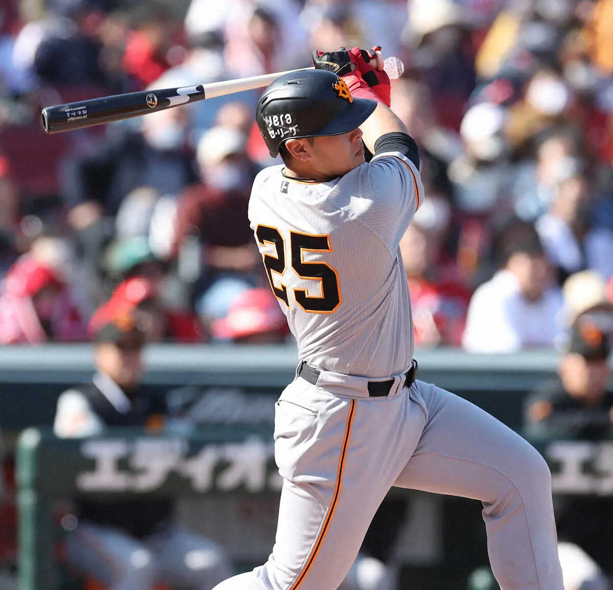 【画像・写真】巨人・岡本和真が2日連続、今季8戦目で3度目猛打賞！　前夜から6打席連続安打＆7打席連続出塁に
