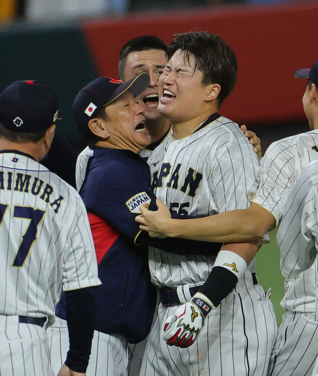 【画像・写真】侍・栗山監督　大会中に「ベルトの穴が…」痩せたことを実感　それでも「体重計に乗らなかった」理由