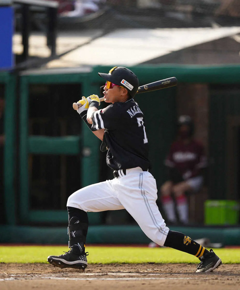 【画像・写真】ソフトB・中村晃　初球から振らない男が本領　“鬼の選球眼”で今季1号逆転V弾