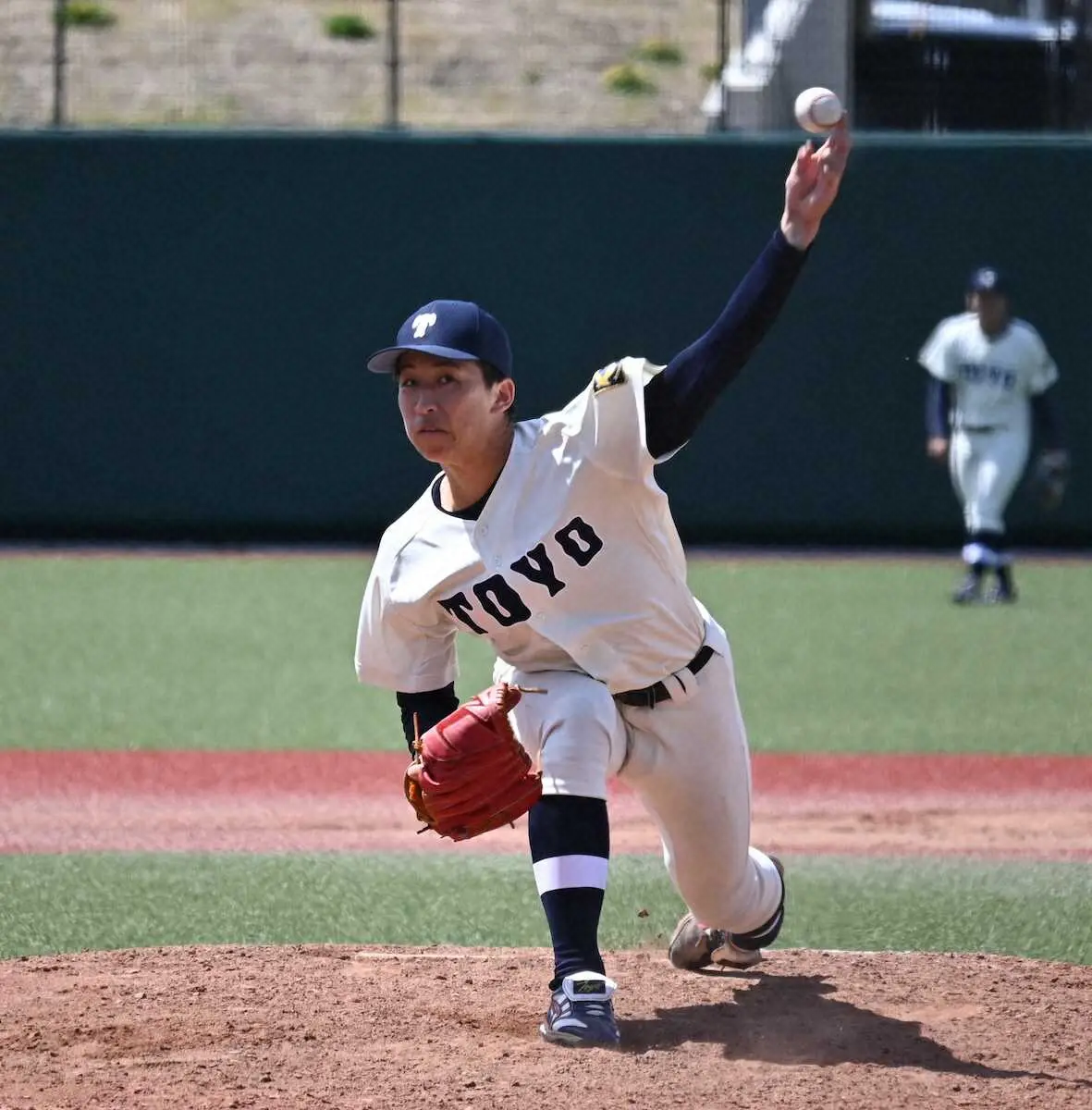 【画像・写真】東洋大の155キロ左腕・細野2安打完封　ドラフト1位候補の実力発揮し13奪三振