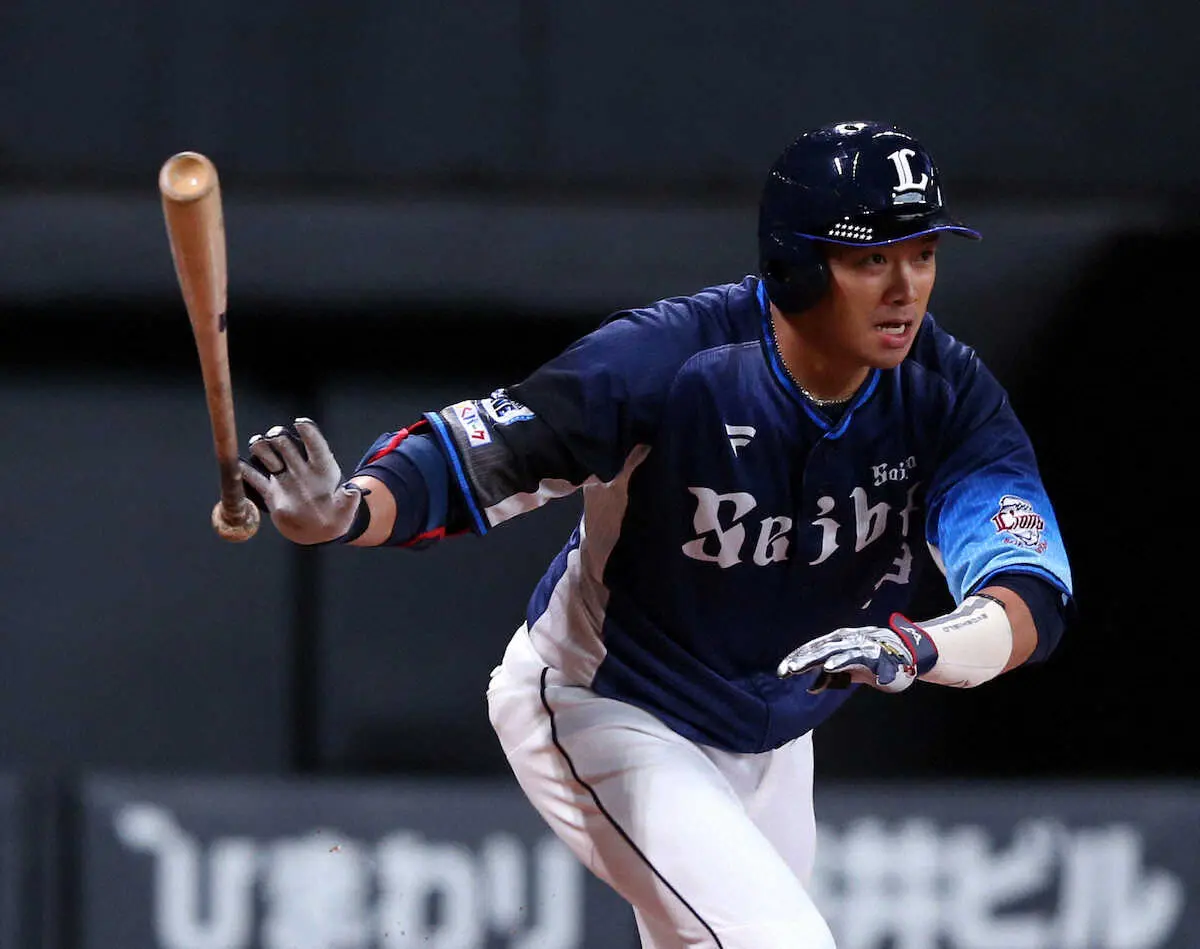 【画像・写真】西武・山川の“代役”呉念庭　今季初打点も負傷交代　指揮官「大丈夫だと思う」
