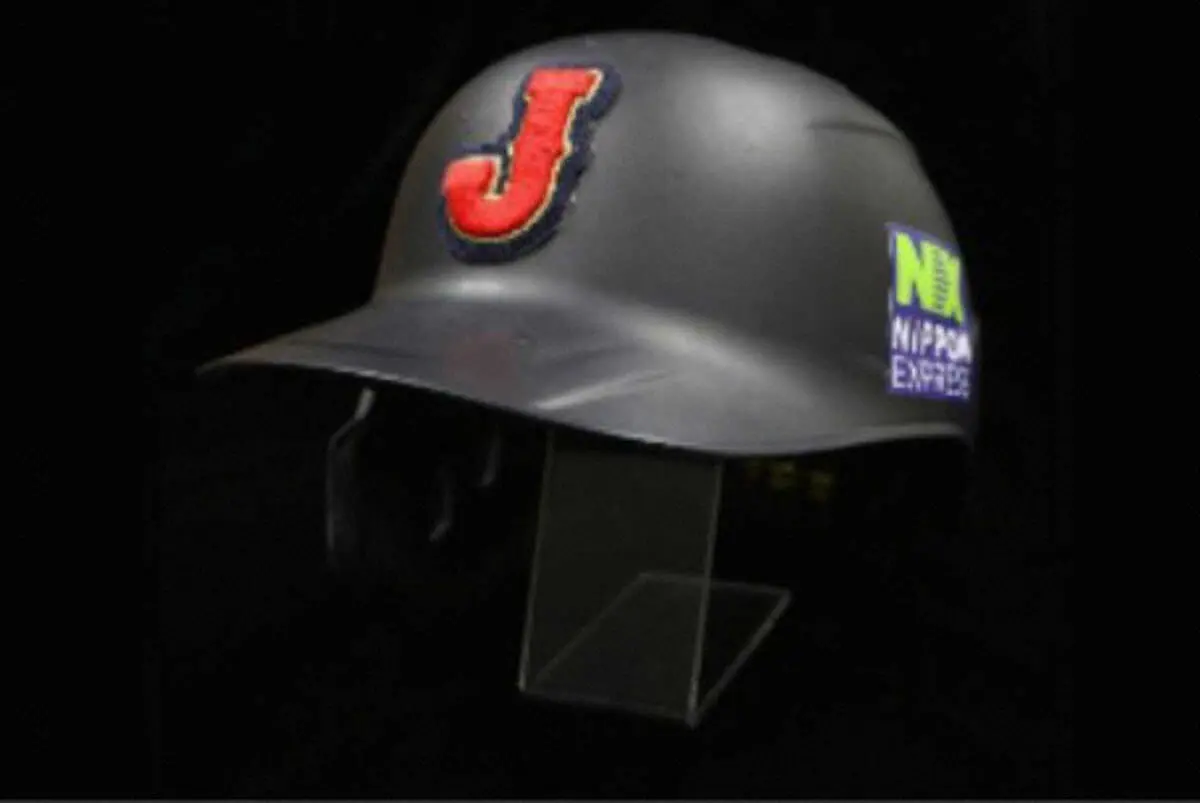 野球殿堂博物館に追加展示される、WBCで大谷が着用したヘルメット（野球殿堂博物館ニュースリリースから）