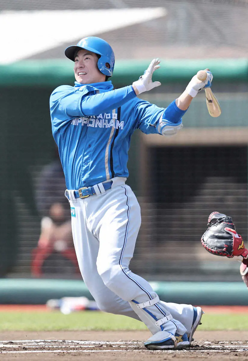 【画像・写真】日本ハム松本剛が先頭打者弾　左翼席へ今季1号の先制アーチ