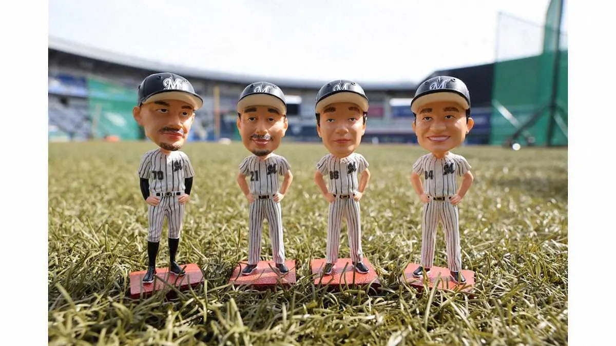 【画像・写真】吉井監督、福浦ヘッドら5・7配布レジェンドボブルヘッドのデザイン決定