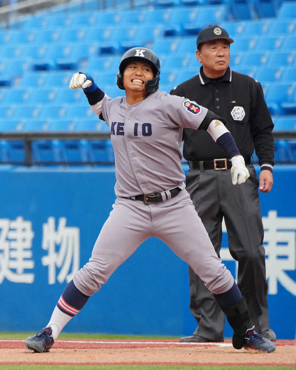 【画像・写真】慶大・栗林　逆転V打！16回連続無失点の明大・村田撃ち「気合で運んだ」