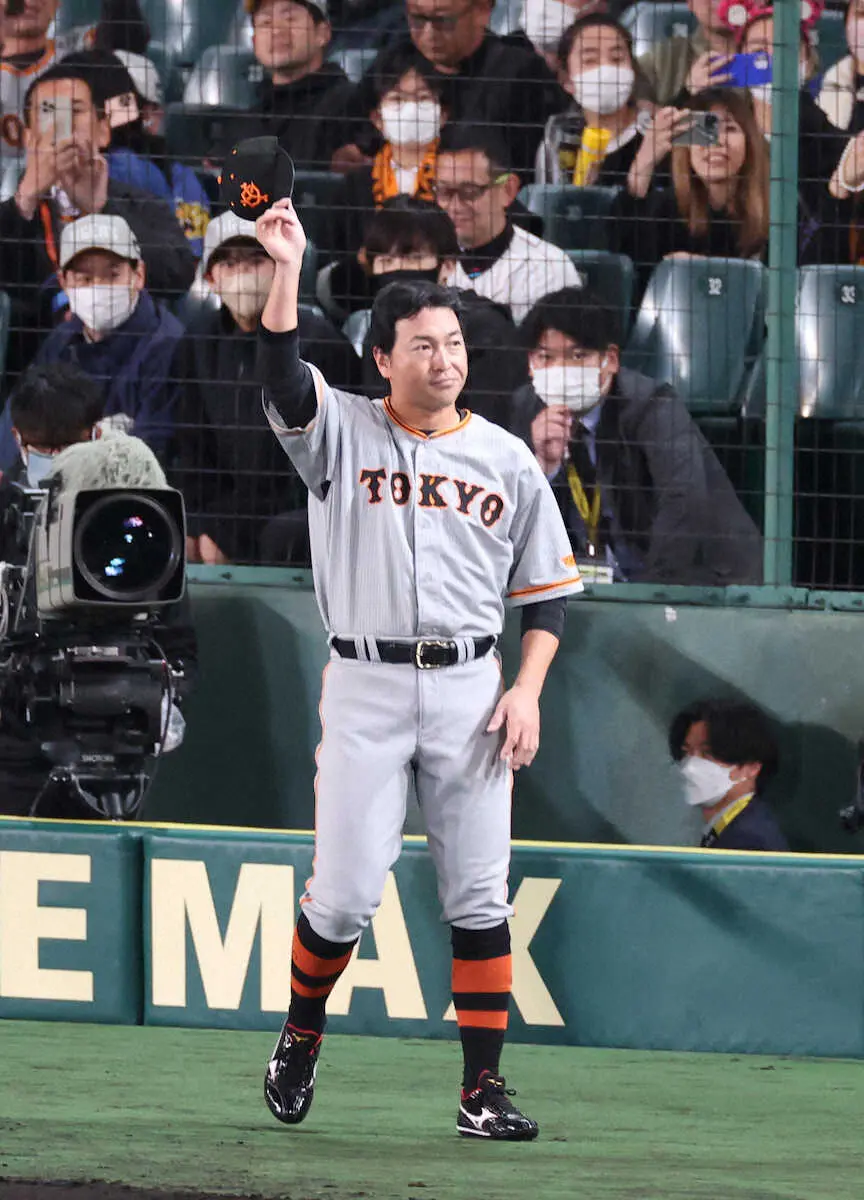 【画像・写真】巨人・長野「風で入りましたと書いておいて」8回代打で復帰1号3ラン　巨人ユニ着て5年ぶり