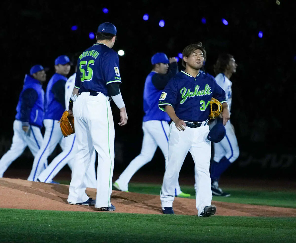 【画像・写真】ヤクルト　痛恨のサヨナラ負けで今季初の5連敗　昨年4月9日以来の借金1