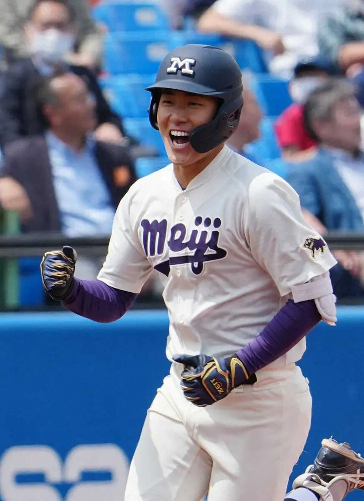 【画像・写真】　明大、代打木本が逆転2ランで先勝