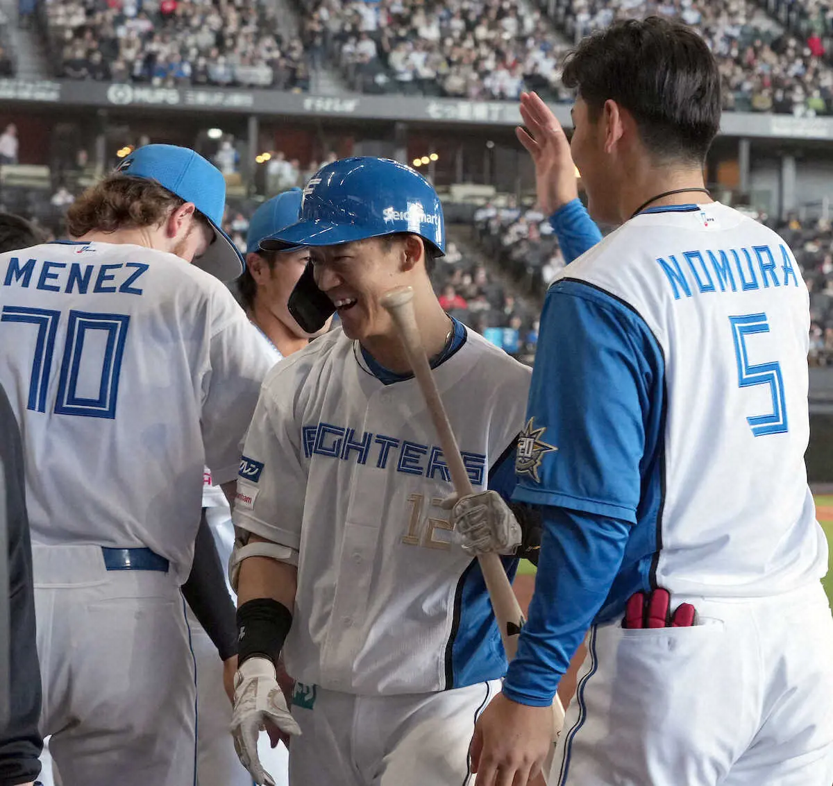 【画像・写真】日本ハム　ドラ1矢沢が待望のプロ1号！ソフトB藤井の150キロ直球撃ち　エスコン右翼2階席に