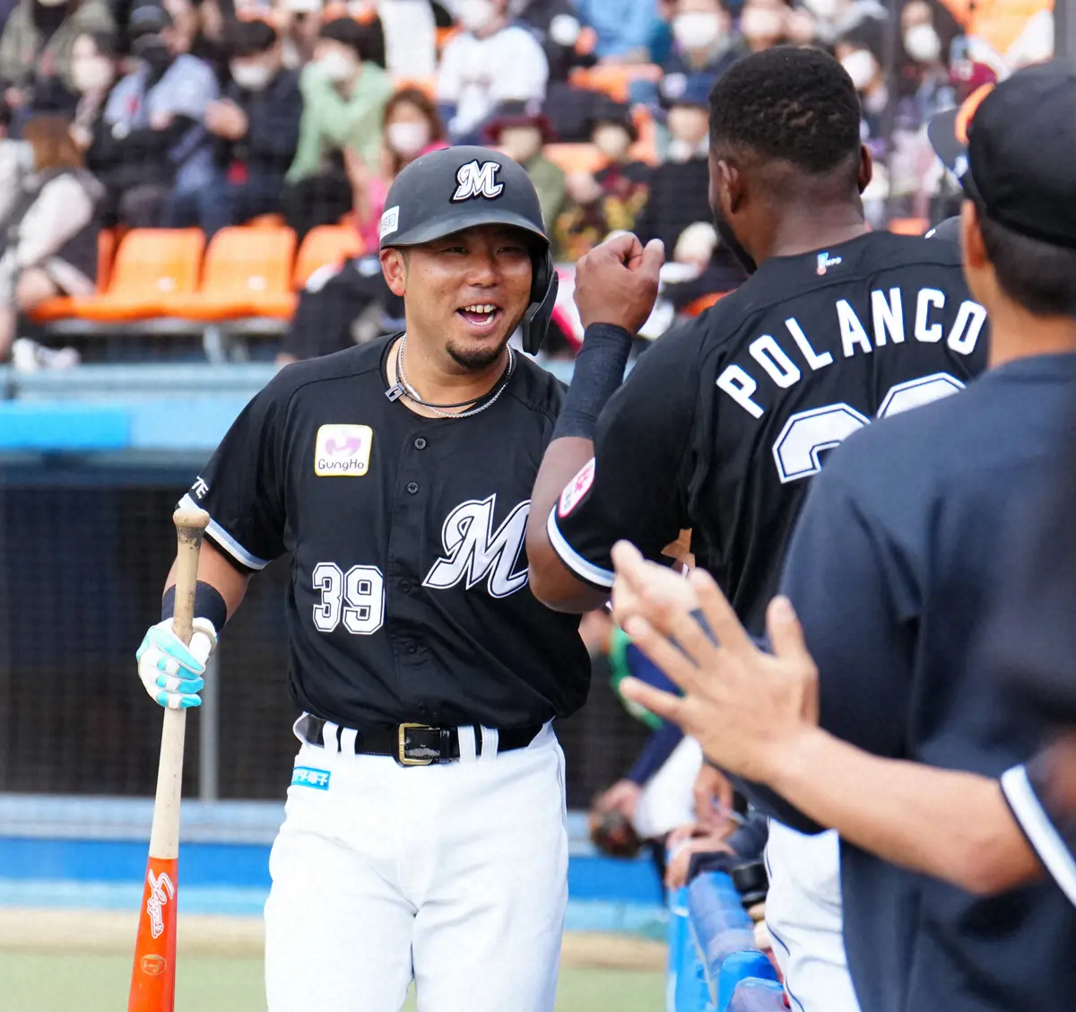 【画像・写真】現役ドラフトでオリ→ロッテ　愛すべき“声出し番長”に届いた古巣指揮官からの贈り物