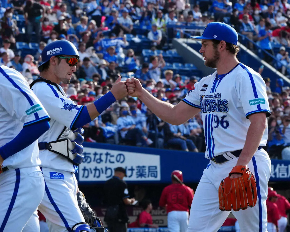 【画像・写真】DeNAバウアー9奪三振も“刀ポーズ”はなし　それでも「超大物は本物！」「間違いなく最強投手王国」