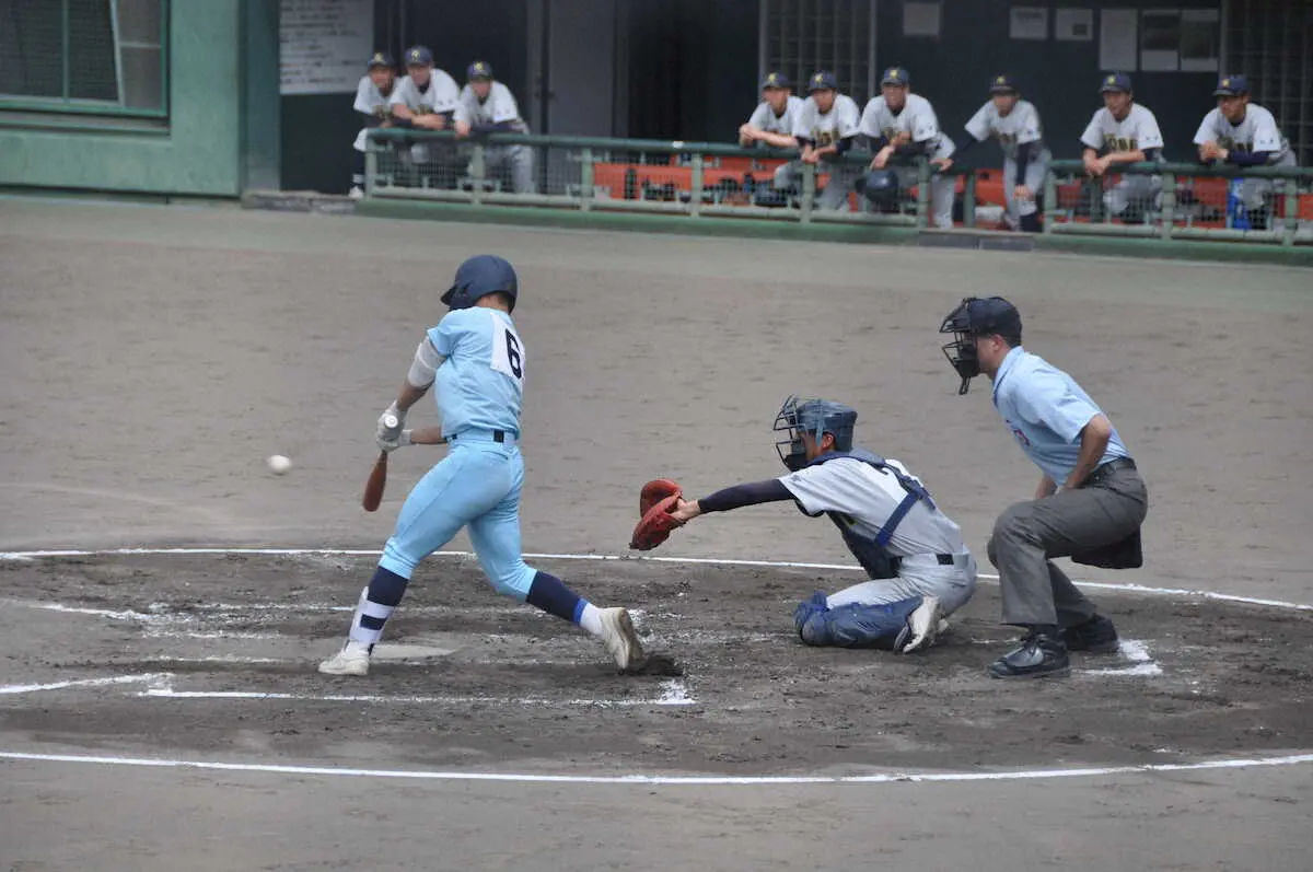 【画像・写真】近江が決勝進出　西武・山田から主将継承の横田が2安打1打点「山田さんはプレーでチームを…」