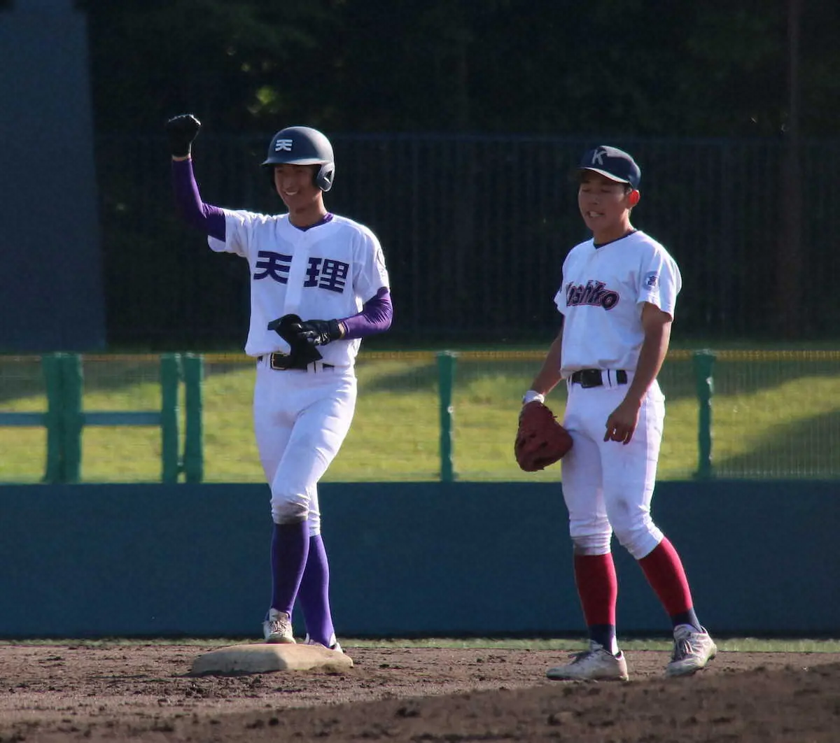 【画像・写真】天理「1年生トリオ」躍動で決勝進出「3人とも動じない」中村監督は強心臓を高評価