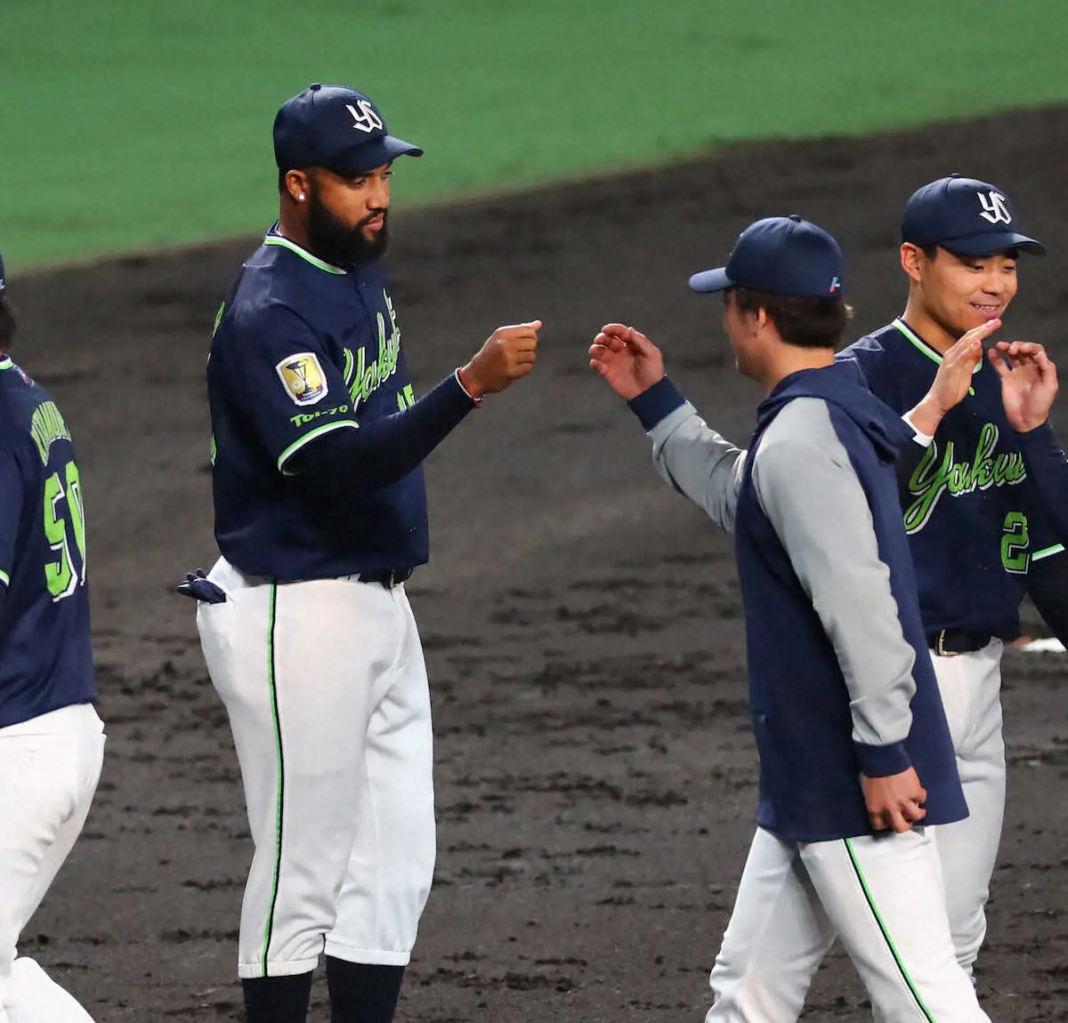 【画像・写真】阪神・村上の連続無失点イニングを止めたのはヤクルト・サンタナ　7回決勝ソロに「一発で仕留められた」