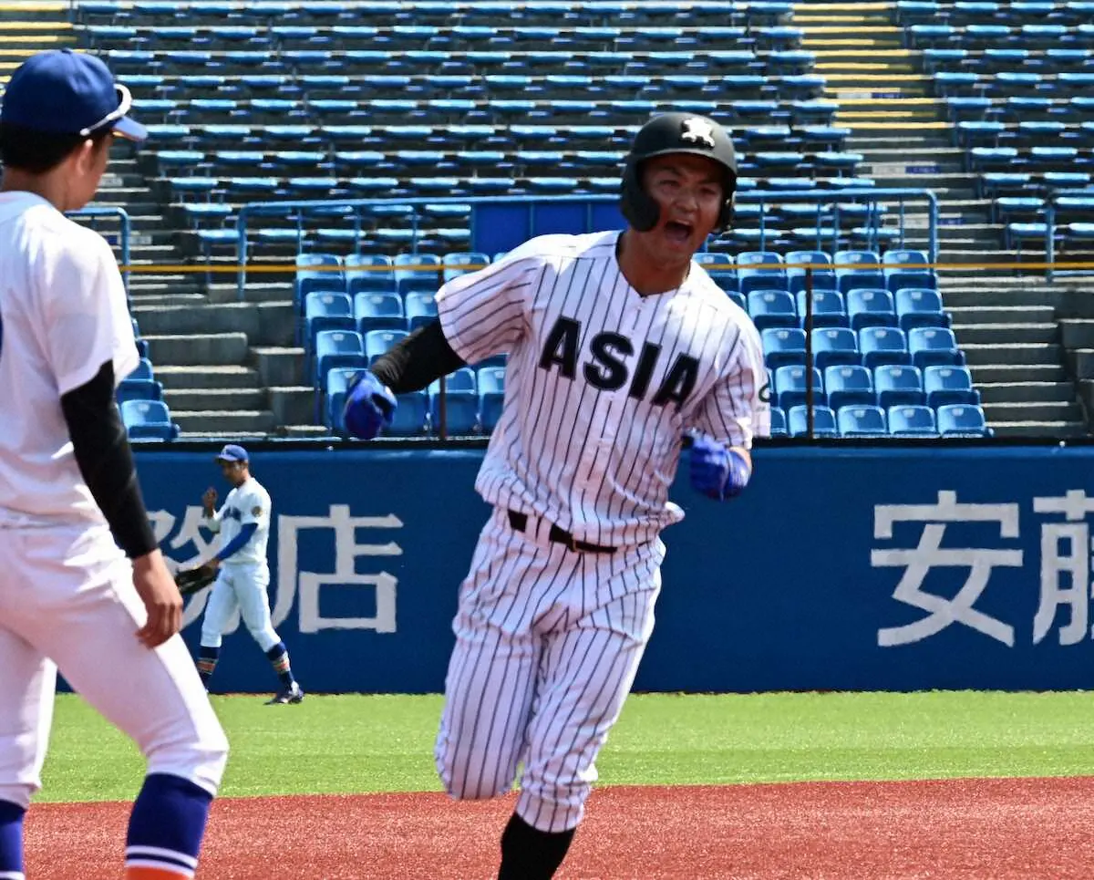 【画像・写真】亜大が4年生の活躍で先勝　エース草加は2安打完封で4勝目　5番・古山がリーグ戦初本塁打