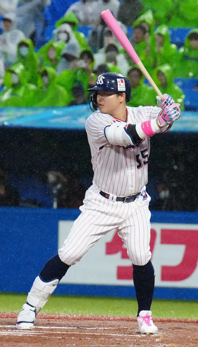 【画像・写真】ヤクルト・小川　雨中の粘投で開幕戦以来2勝「どういう形でも勝ててよかった」