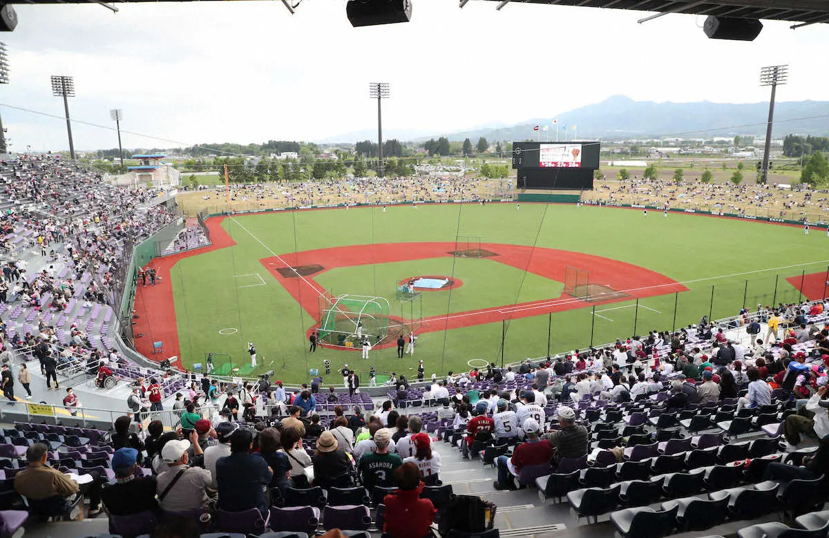 【画像・写真】楽天・山崎剛が4月に開場した盛岡の新球場「きたぎんボールパーク」1号！プロ初公式戦で均衡破る一発