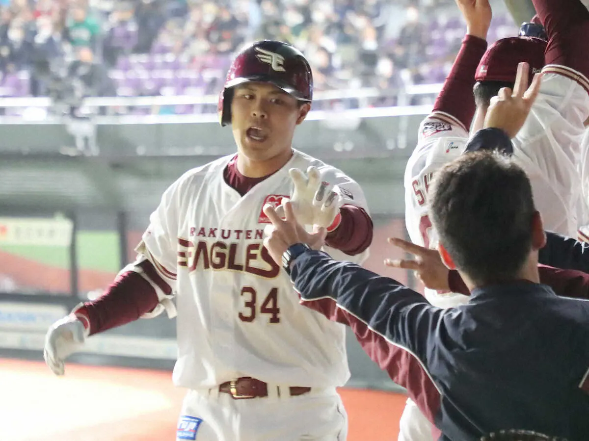 【画像・写真】楽天　プロ野球初開催の盛岡新球場で最下位脱出　先発の早川は7回無失点で4月5日以来の2勝目