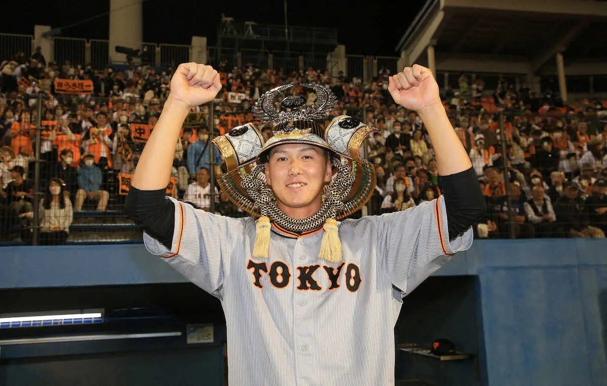 【画像・写真】巨人・秋広　伝説の地で初V撃＆初3打点の大暴れ「歴史ある球場で結果を出せたのはうれしい」