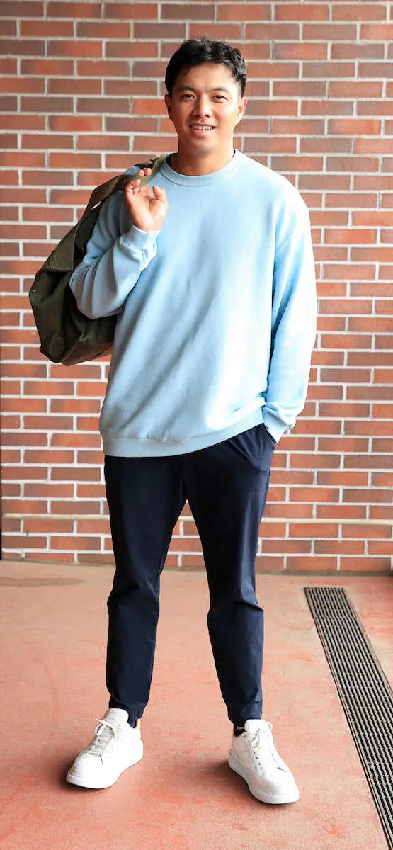 【画像・写真】【隠しマイク】西武・松井監督　紙面掲載された呉念庭の私服写真に「人選ミスじゃない（笑い）」