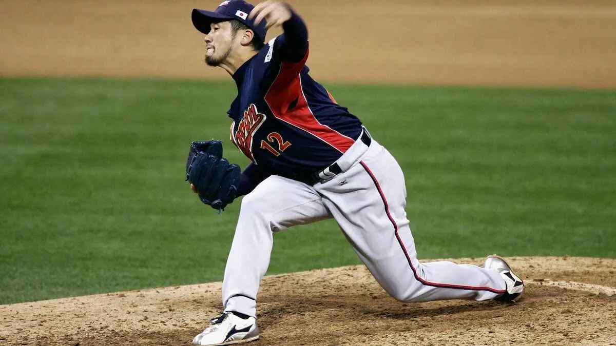 【画像・写真】ロッテOB藤田宗一氏が始球式　6・1巨人戦で「侍ジャパンDAY」開催