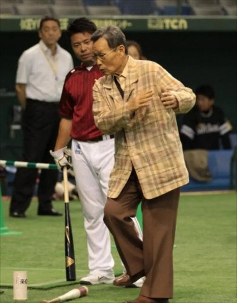 【画像・写真】「何苦楚」の継承者・岩村氏が中西さんからの教えや伝説を語り継ぐ「ますます何苦楚魂で頑張らないと」