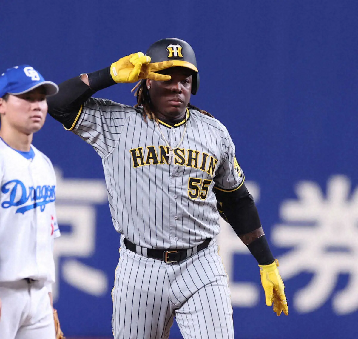 【画像・写真】虎貯金10の立役者・ミエちゃん　満塁機つよつよ3の2!!5打点!!　おきゃわなギャルピース連発