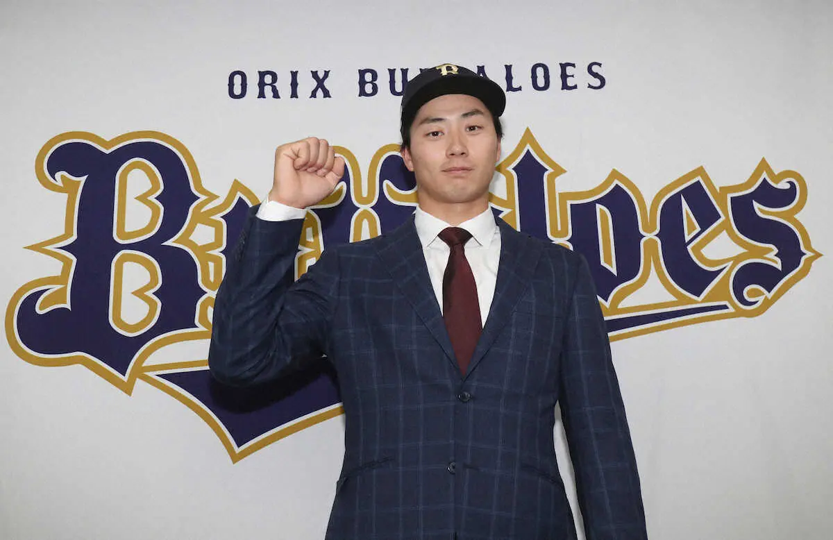 【画像・写真】オリックス　巨人からトレードで移籍の広岡が入団会見「リーグ優勝、日本一のピースになれるように」