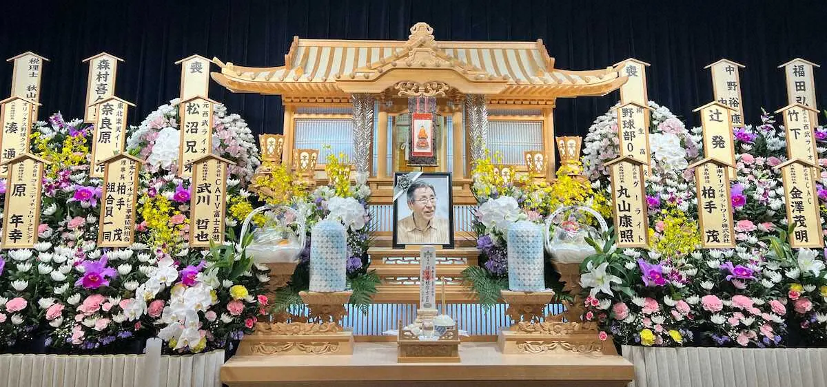 【画像・写真】毒島さん通夜　長男「父が現役時代に凄かったことを他の人から聞いて“親父像”ができていった」