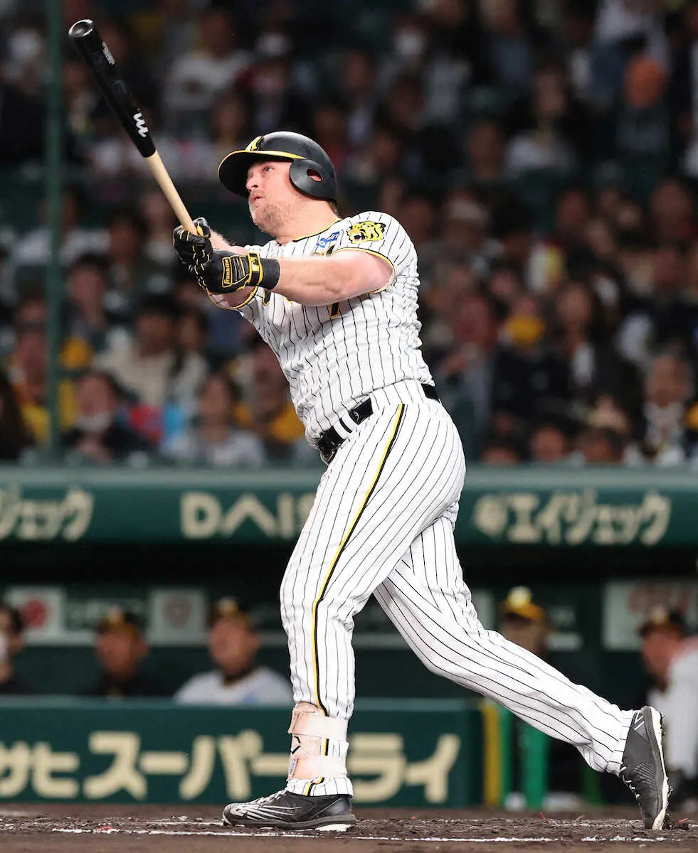 【画像・写真】阪神・ノイジー　来日初の甲子園弾は2リーグ制以降の球団7999号「でも、最後は悔しい結果になった」