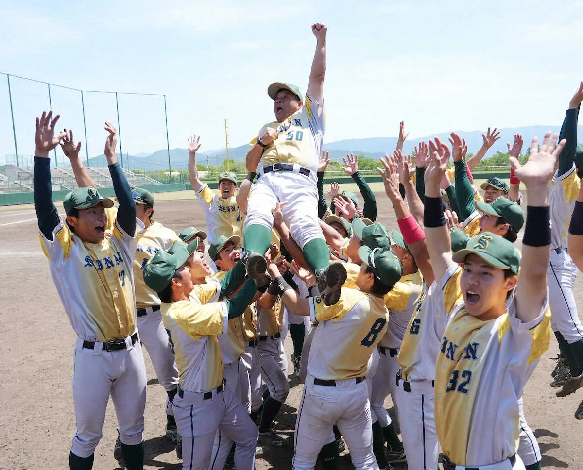 【画像・写真】西南大が8年ぶりの全国！安川が逆転3ラン　1日10時間の練習の成果発揮