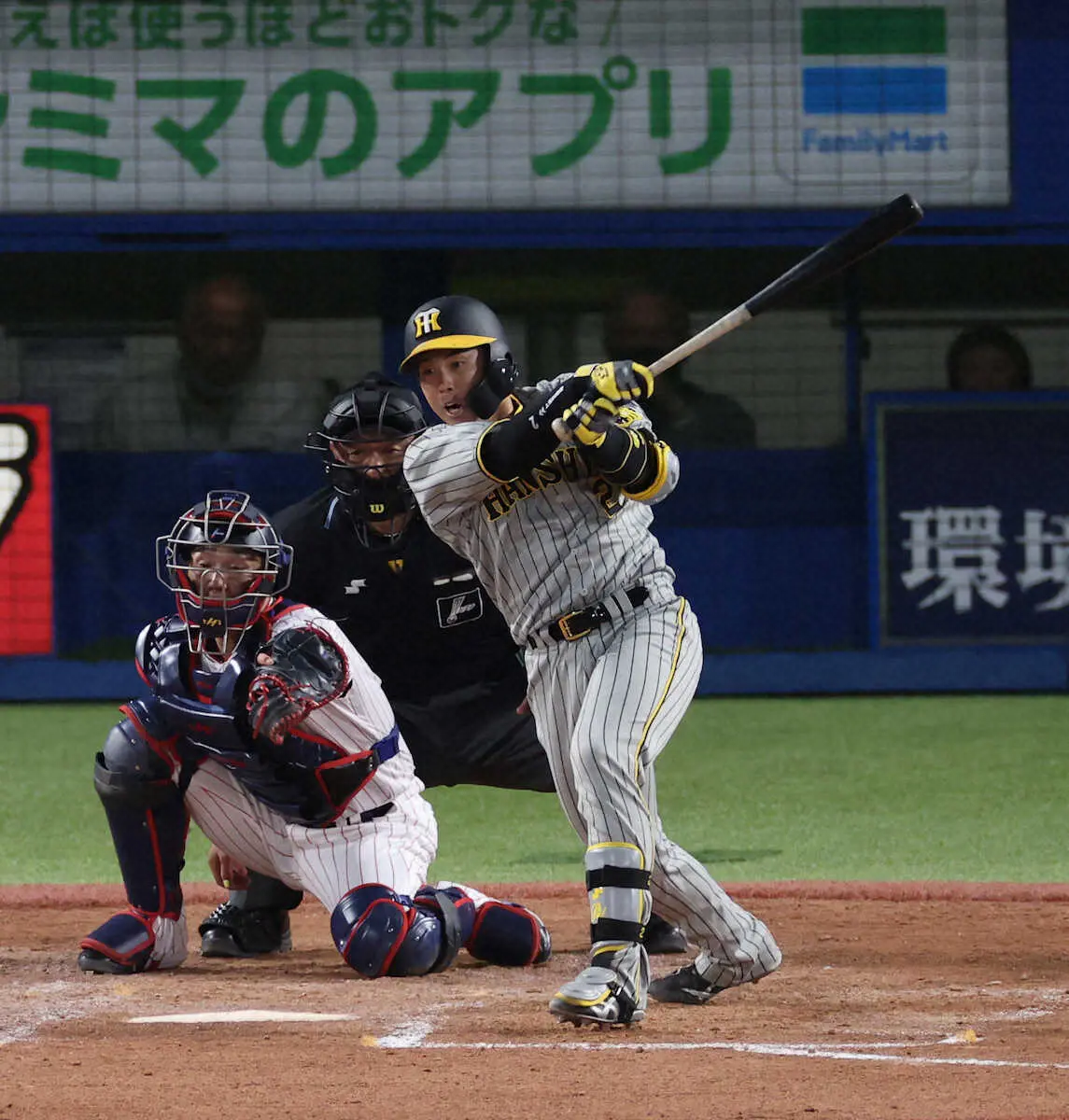 【画像・写真】阪神・梅野が復調気配の同点適時打　21日広島戦に続く2戦連続の快音