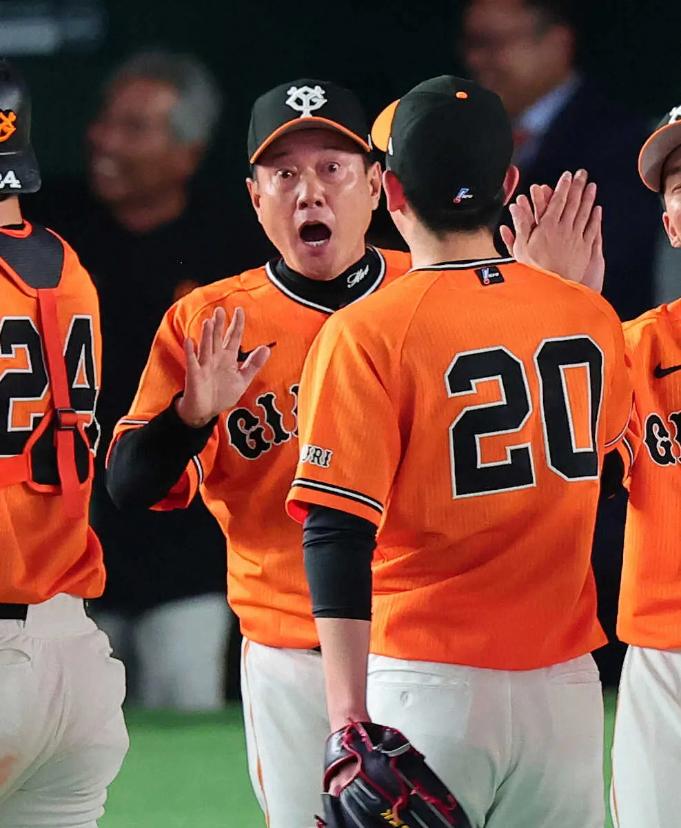 【画像・写真】巨人・原監督　新エース戸郷完封に「新しい翔征だったな」「バッテリーの勝利」