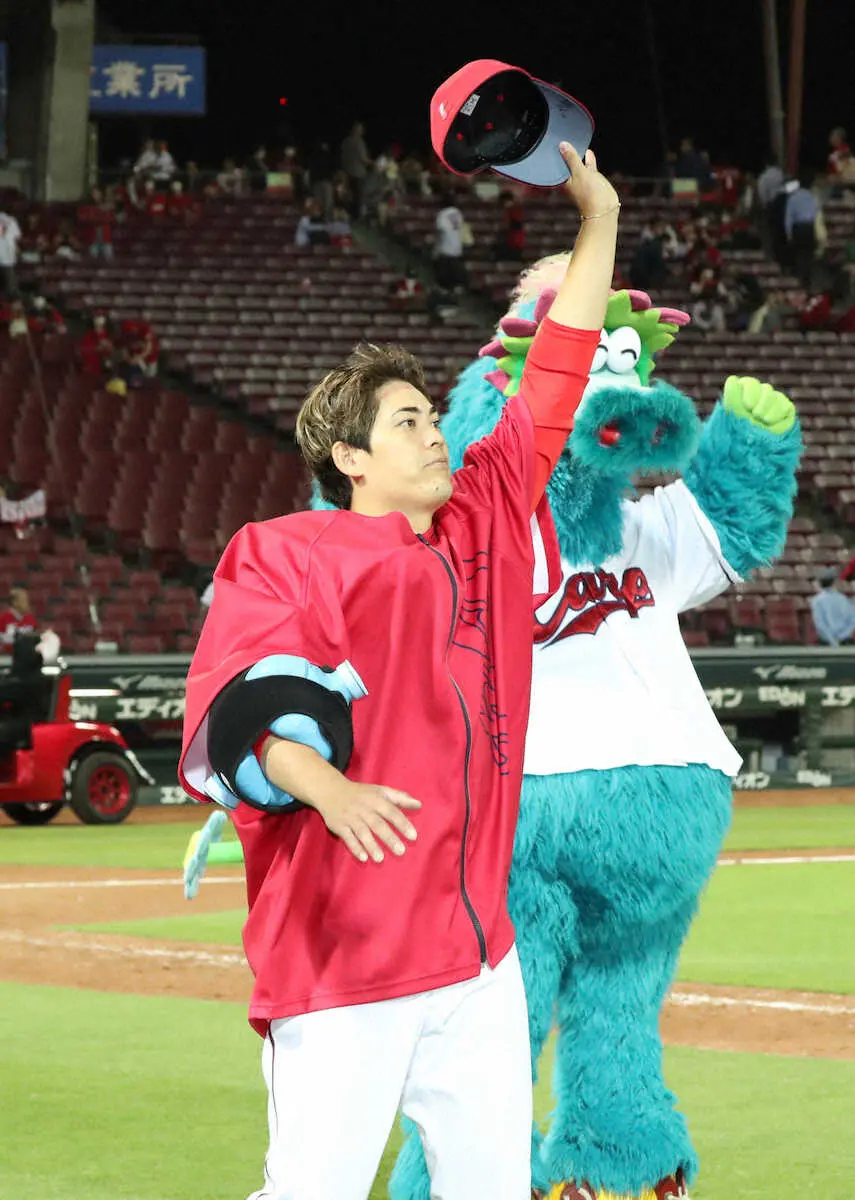 【画像・写真】【広島・九里と一問一答】本拠地マツダで今季初勝利「絶対に勝ってやろうと」「最高です！」