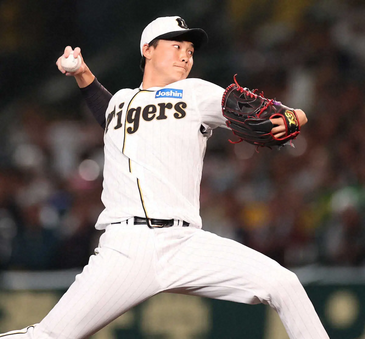 【画像・写真】阪神・湯浅が右前腕の張りから復帰即登板　ピンチ背負うも1点リードの8回を無失点に抑える