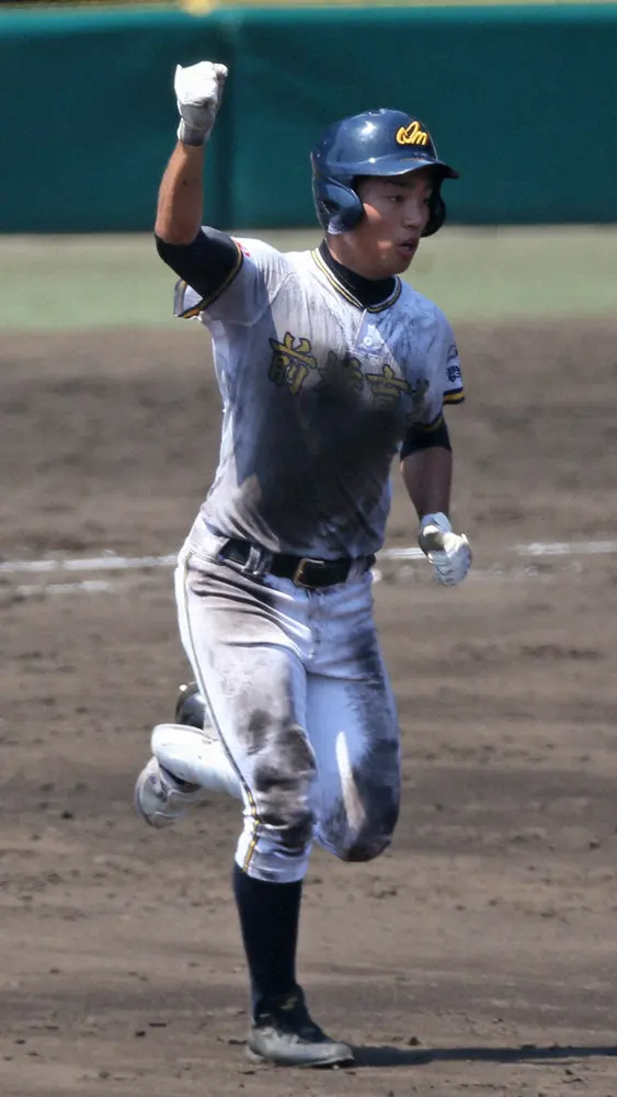 【画像・写真】13年夏の甲子園、前橋育英初出場初Vの立役者・田村駿人さん「あの大歓声が忘れられなくて」現在は…