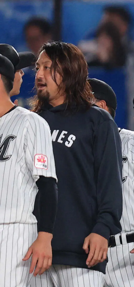 【画像・写真】ロッテ・沢村　古巣と対戦1回2K零封！巨人時代禁止の長髪＆ヒゲで伸び伸び